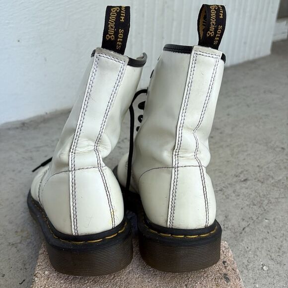 Dr Martens white boots - Picture 7 of 11